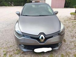 Usata 2015 Renault Clio IV Luxe Tre volumi | 5900 € (Ottimo prezzo)