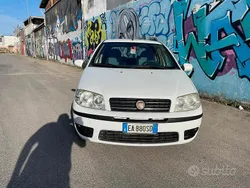 Usata 2010 Fiat Punto Due volumi | 2299 € (Ottimo prezzo)