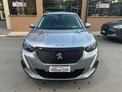 Grigio Usata 2021 Peugeot 2008 Allure SUV | 15.500 € (Ottimo prezzo)