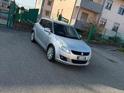 Grigio Usata 2014 Suzuki Swift Due volumi | 4200 €
