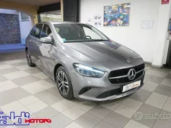 Antracite Usata 2023 Mercedes B180 Progressive Monovolume | 32.950 € (Cara)