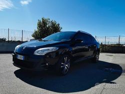 Nero Usata 2011 Renault Mégane III Station wagon | 4000 € (Cara)