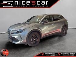 Grigio Usata 2024 Alfa Romeo Junior SUV | 26.900 € (Ottimo prezzo)