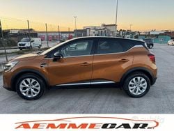 Arancione Usata 2022 Renault Captur Intens SUV | 15.900 € (Buon prezzo)