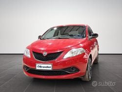 Rosso Usata 2018 Lancia Ypsilon Gold Due volumi | 8032 € (Buon prezzo)