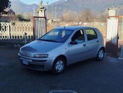 Argento Usata 2002 Fiat Punto Tre volumi | 990 € (Ottimo prezzo)
