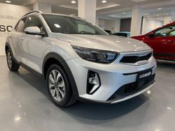 Multicolore(met.) Usata 2024 Kia Stonic Urban SUV | 19.900 € (Cara)