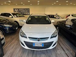 Bianco Usata 2013 Opel Astra Cosmo Station wagon | 4000 € (Buon prezzo)