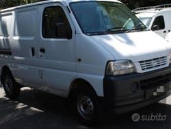 Bianco Usata 2003 Suzuki Carry Pick-up | 6000 €