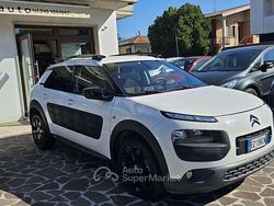 Bianco Usata 2015 Citroën C4 Cactus Shine Due volumi | 8200 € (Buon prezzo)