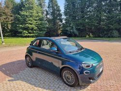 Blu Usata 2021 Fiat 500e Passion Cabrio | 20.490 € (Molto cara)