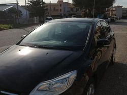 Nero Usata 2014 Ford Focus Tre volumi | 4000 € (Ottimo prezzo)