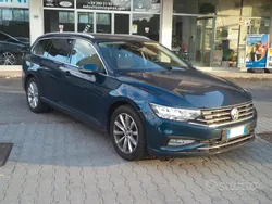 Grigio Usata 2020 VW Passat Business Station wagon | 15.490 € (Ottimo prezzo)