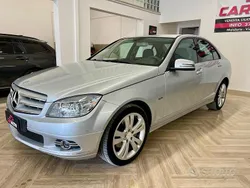 Grigio Usata 2009 Mercedes C220 Avantgarde Tre volumi | 6990 € (Buon prezzo)