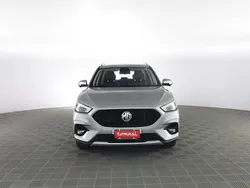 Argento Usata 2023 MG ZS Luxury Tre volumi | 15.400 € (Buon prezzo)