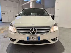 Mercedes B180
