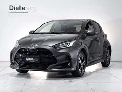 Grigio metallizzato Usata 2025 Toyota Yaris Hybrid Trend Due volumi | 18.700 € (Ottimo prezzo)