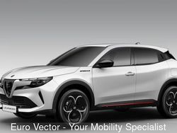 Bianco Nuova 2025 Alfa Romeo Junior Edizione Speciale SUV | 31.000 € (Cara)