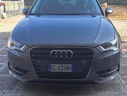 Grigio Usata 2014 Audi A3 Attraction Tre volumi | 9000 € (Buon prezzo)