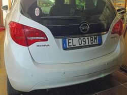 Bianco Usata 2012 Opel Meriva Cosmo Monovolume | 6500 € (Buon prezzo)