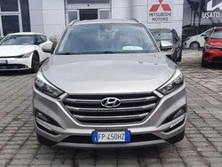 Beige Usata 2018 Hyundai Tucson Xpossible SUV | 16.800 € (Buon prezzo)