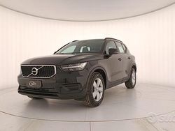Nero Usata 2021 Volvo XC40 Momentum SUV | 23.900 € (Buon prezzo)