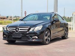 Nero Usata 2009 Mercedes E250 Coupé | 8300 €