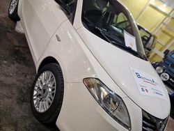 Bianco Usata 2014 Lancia Ypsilon Gold Due volumi | 7000 € (Buon prezzo)