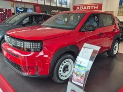 Rosso Nuova 2025 Fiat Panda Icon Due volumi | 17.650 €
