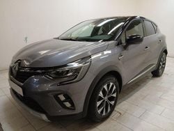 Grigio Usata 2022 Renault Captur Techno SUV | 18.990 € (Buon prezzo)