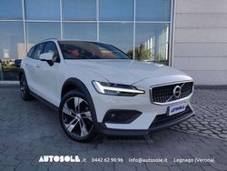 Bianco Usata 2021 Volvo V60 CC Business Edition Station wagon | 29.990 € (Buon prezzo)
