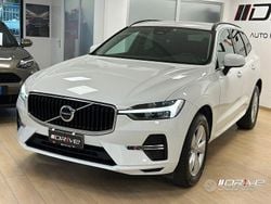 Bianco Usata 2021 Volvo XC60 Momentum SUV | 23.900 € (Super prezzo)