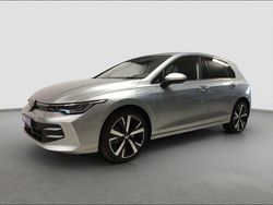 Grigio Nuova 2025 VW Golf VIII Edition Tre volumi | 34.030 € (Ottimo prezzo)