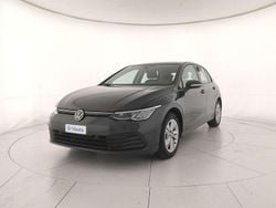 Urano grey Usata 2022 VW Golf VIII Life Tre volumi | 19.700 € (Buon prezzo)