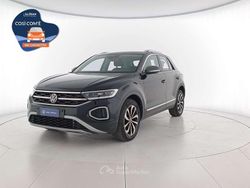 Deep black perlato indium grey Usata 2023 VW T-Roc Style SUV | 24.500 € (Buon prezzo)