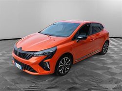 Arancione Usata 2024 Renault Clio V Techno | 16.900 € (Buon prezzo)