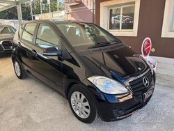 Nero Usata 2011 Mercedes A160 Executive Due volumi | 7900 €
