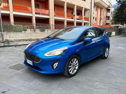 Blu Usata 2019 Ford Fiesta Titanium Tre volumi | 8500 € (Buon prezzo)