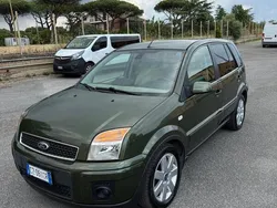 Verde Usata 2004 Ford Fusion Tre volumi | 1900 € (Buon prezzo)