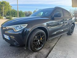 Nero Usata 2019 Alfa Romeo Stelvio SUV | 22.500 € (Buon prezzo)