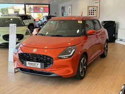 Arancione Nuova 2024 Suzuki Swift Tre volumi | 18.900 € (Cara)