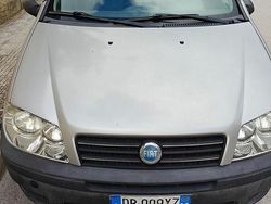 Usata 2006 Fiat Punto Due volumi | 1600 € (Buon prezzo)