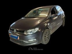 Grigio Usata 2016 VW Polo Allstar Tre volumi | 10.900 € (Cara)