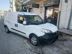 Bianco Usata 2017 Fiat Doblò Monovolume | 8999 € (Buon prezzo)