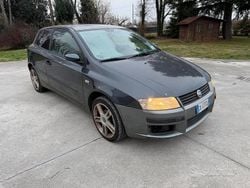 Grigio Usata 2006 Fiat Stilo Active Tre volumi | 980 € (Super prezzo)