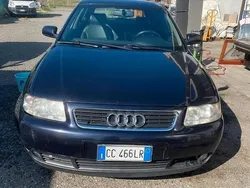 Usata 2000 Audi A3 Business Tre volumi | 1650 €