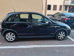 Nero Usata 2006 Opel Corsa Tre volumi | 2000 € (Ottimo prezzo)