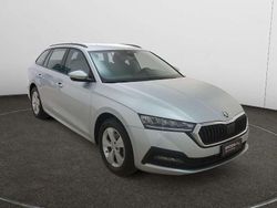 Argento Usata 2022 Skoda Octavia Executive Station wagon | 15.900 € (Ottimo prezzo)