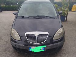 Nero Usata 2005 Lancia Musa Monovolume | 2500 € (Buon prezzo)