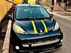 Grigio Usata 2010 Peugeot 107 Due volumi | 1700 € (Super prezzo)